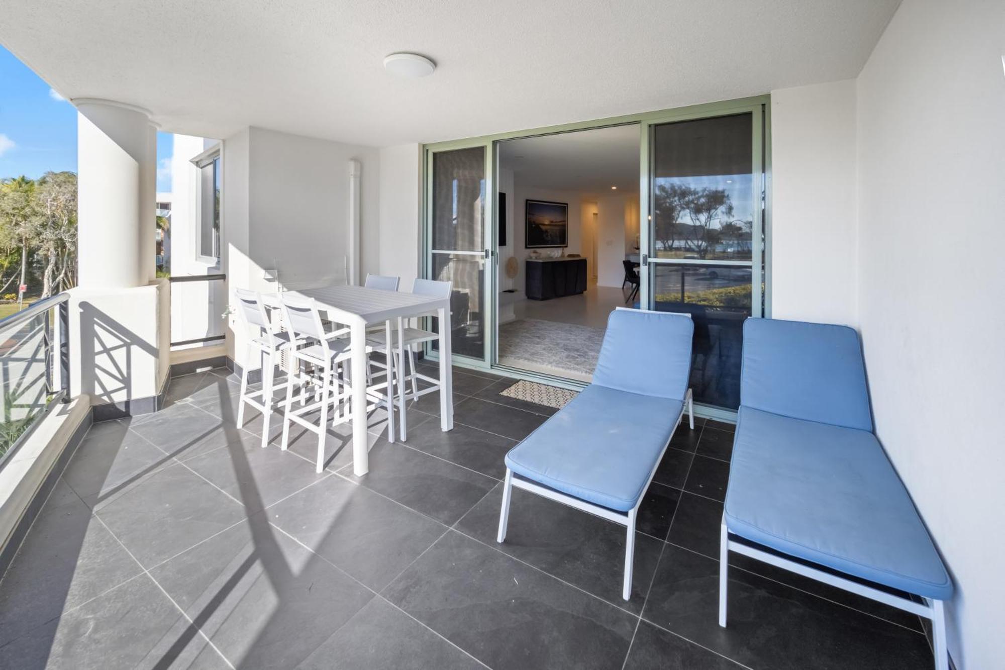 Bay Royal Apartments Byron Bay Exterior photo