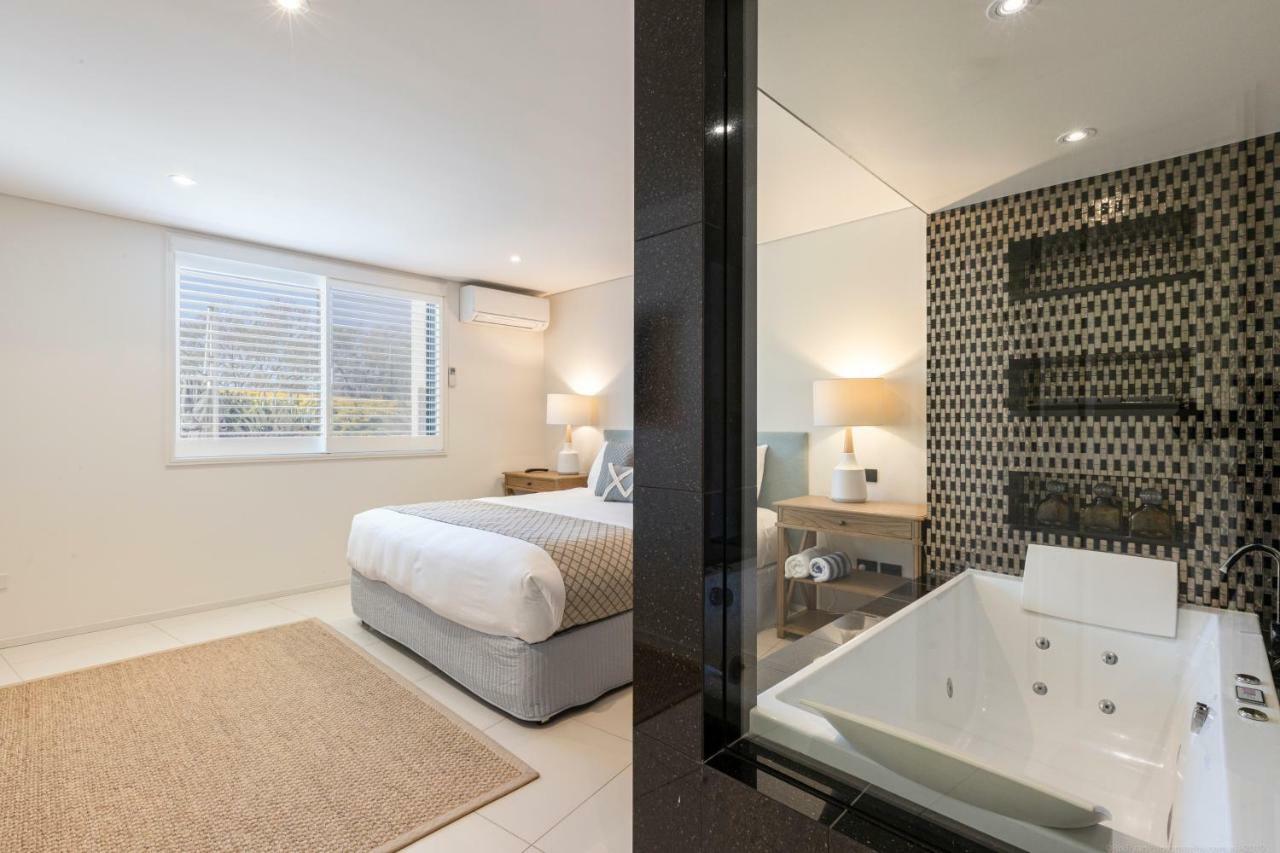Bay Royal Apartments Byron Bay Exterior photo